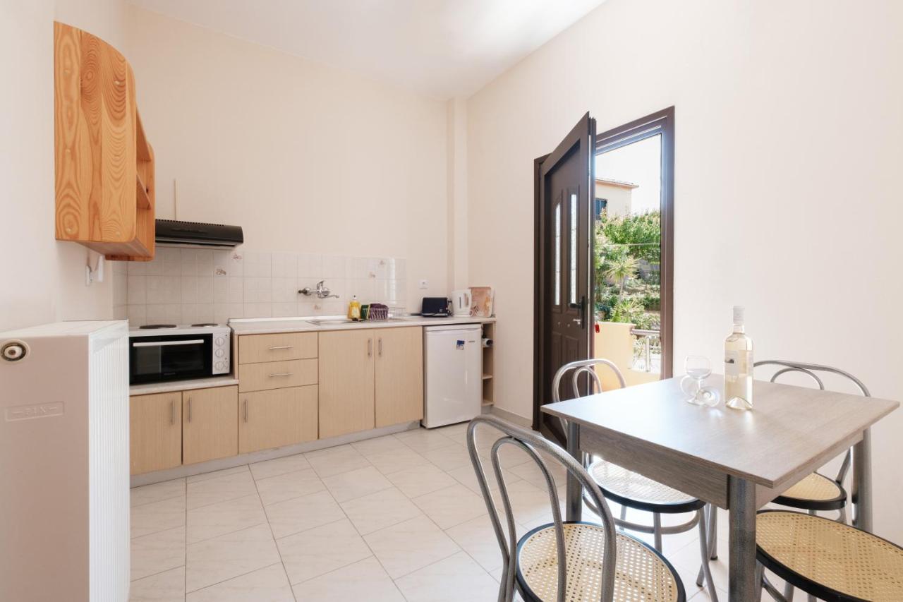 Mouzakitis Apartments 3 Arillas  Exterior photo